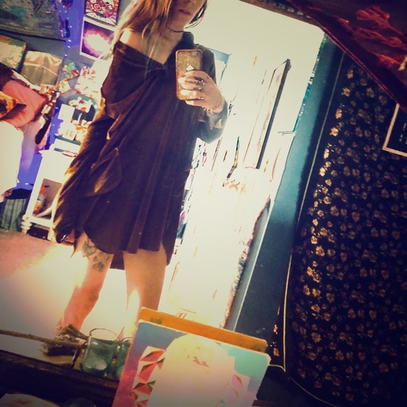 Zaful Dresses & Skirts - boho velvet longsleeve dress/top w/ pockets